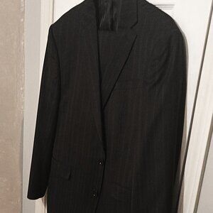 Viteralli Men 2 Piece Dark Gray Pinstripe Suit  46S
